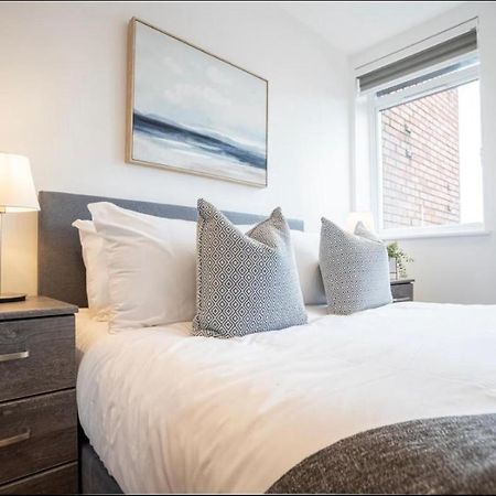 Two Bedrooms, Two Bath, Up To 3 Beds 1 Sofa - Slough Windsor Legoland Exteriér fotografie