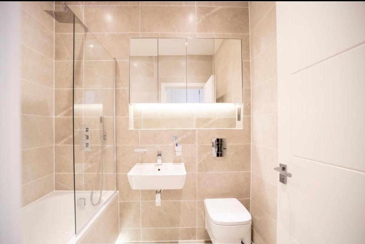 Two Bedrooms, Two Bath, Up To 3 Beds 1 Sofa - Slough Windsor Legoland Exteriér fotografie