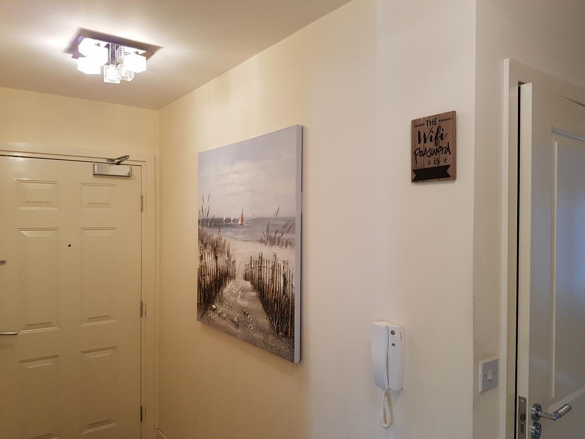 Two Bedrooms, Two Bath, Up To 3 Beds 1 Sofa - Slough Windsor Legoland Exteriér fotografie